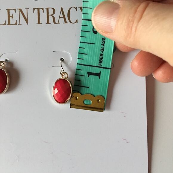 ELLEN TRACY gold tone red accent necklace set - Picture 10 of 10